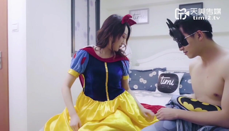 Sex nàng bạch tuyết đụ nhau với batman cực mạnh